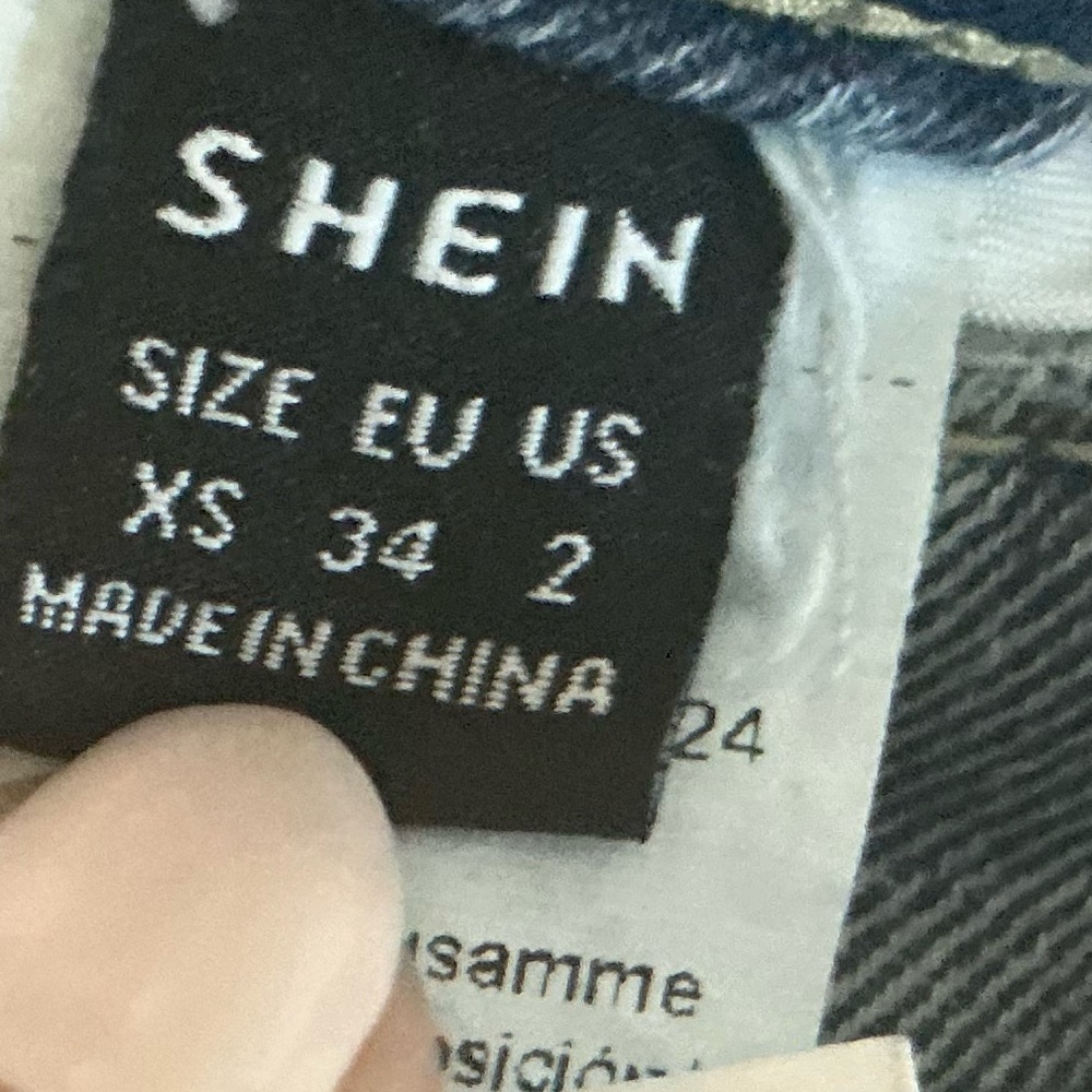 SHEIN Men's Relaxed Fit Cargo Jeans - Gray - Picture 3 of 3